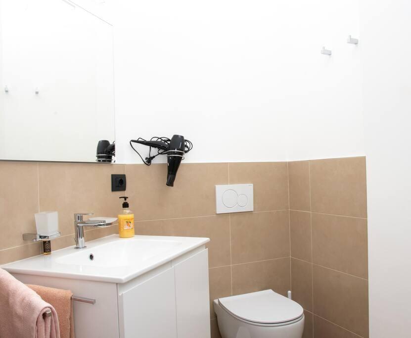 Casa Valentin Daire Monforte dʼAlba Dış mekan fotoğraf